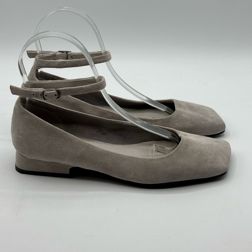 Jeffrey Campbell Women's Envious Ankle Strap Pump Square Toe - Gray Suede Size 6 - Picture 2 of 9